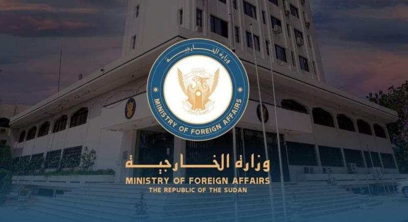 الخارجية السودانية: المليشيا الإرهابية استخدمت في هجومها علي مدنيي عطبرة مسيرات حديثة وفرتها لها راعيتها الإقليمية.
