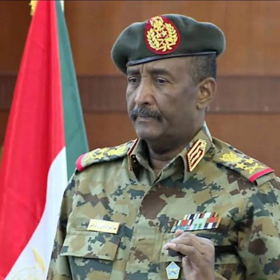 البرهان يرفض الرد على اتصال هاتفي  من بن زايد