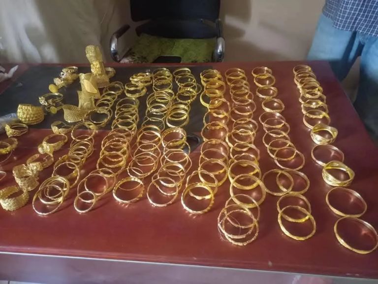 شرطة الشمالية تفك لغز سرقة 8 كيلو ذهب وتوقف المتهمين