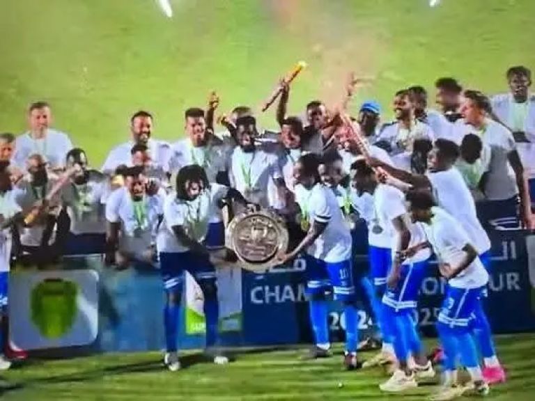 الهلال يتوج ملكا على الملاعب الموريتانية