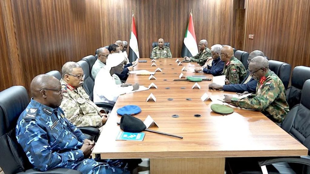 برئاسة البرهان ؛ مجلس الأمن والدفاع الوطني يعقد اجتماعه ويستعرض الأوضاع الأمنية