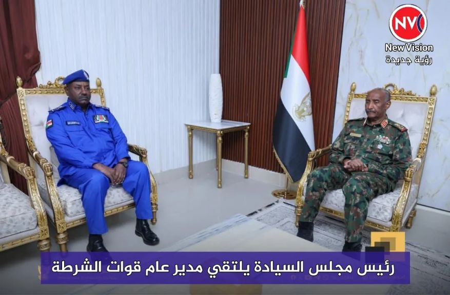 رئيس مجلس السيادة يلتقي مدير عام قوات الشرطة